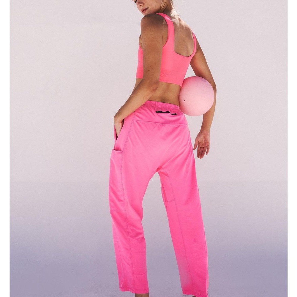 ***RARE NEW MALIBU PINK****  FP Movement Hot Shot Pants